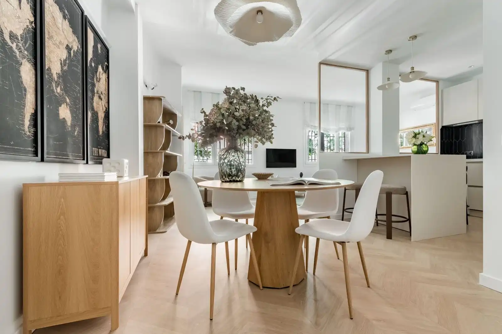 Dining room of Apartments for rent in Madrid  with Air Conditioner, Heating and Furnished