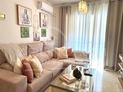 Living room of Flat for sale in Alcalá de Guadaira  with Air Conditioner, Heating and Terrace