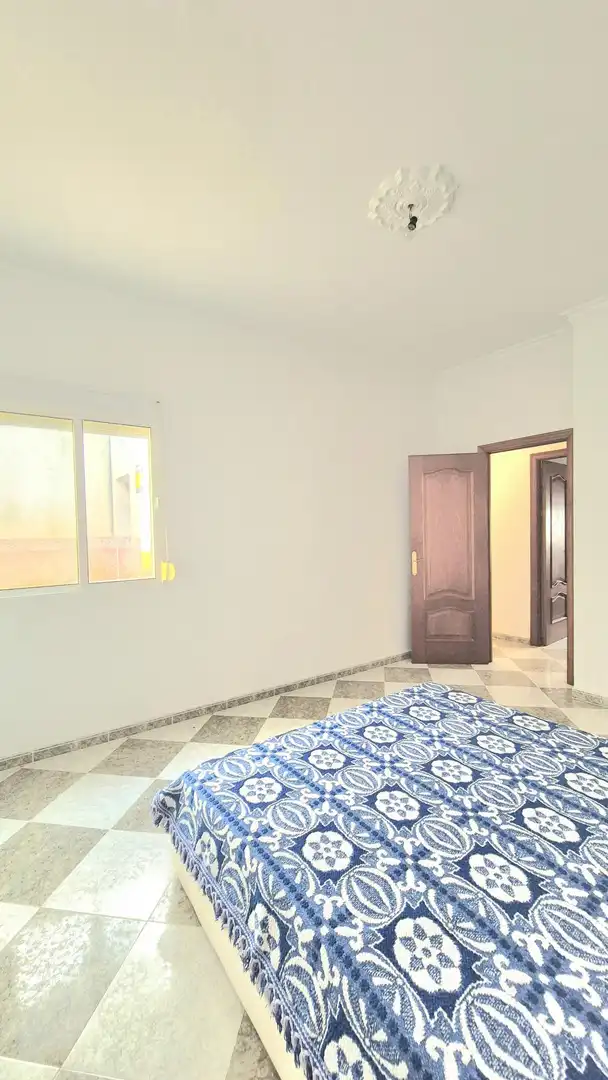 Habitación de Casa adosada en venta en Alcolea del Río con Alarma