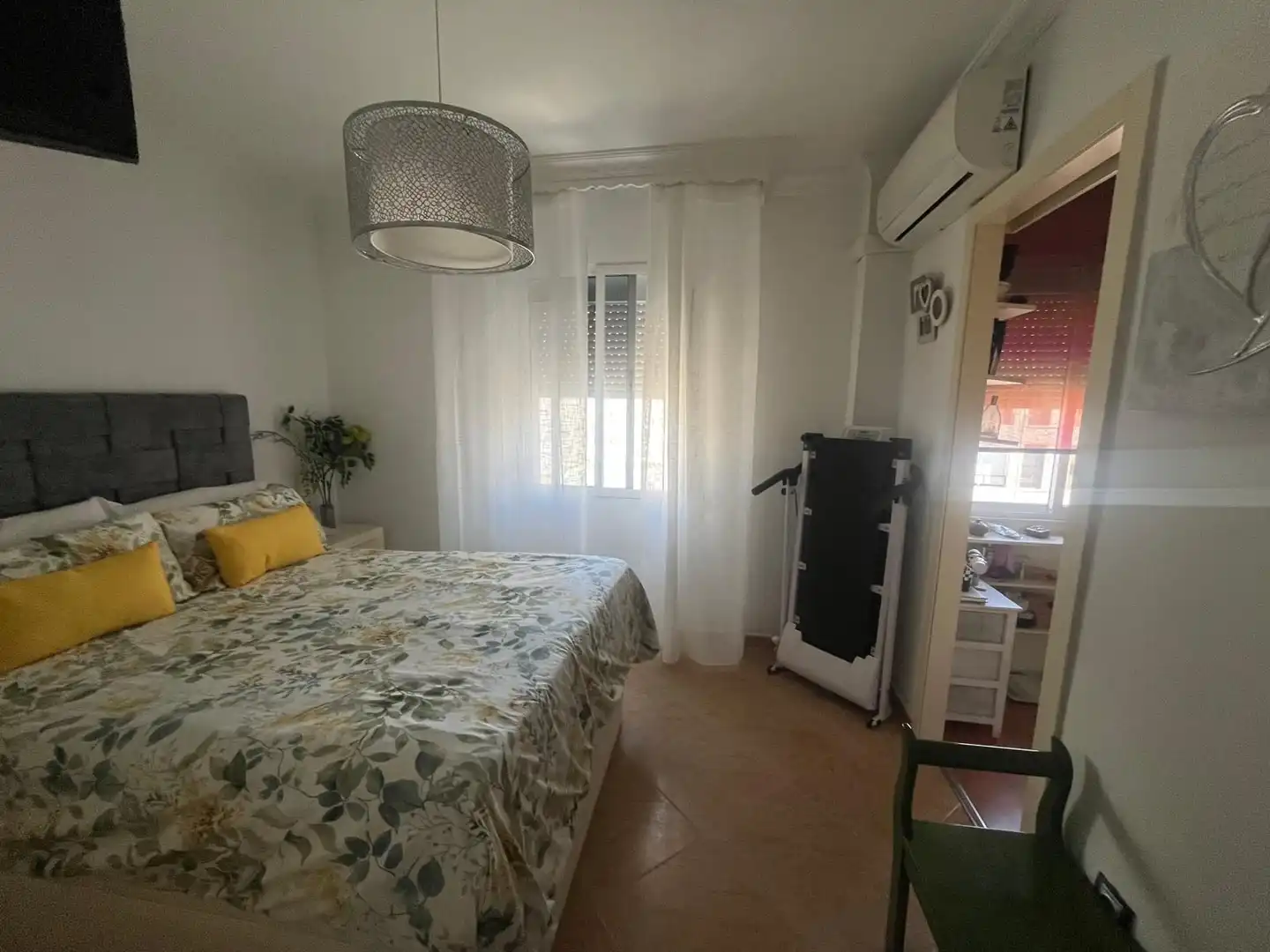 Habitación de Piso en venta en Huelva con Aire acondicionado y Calefacción