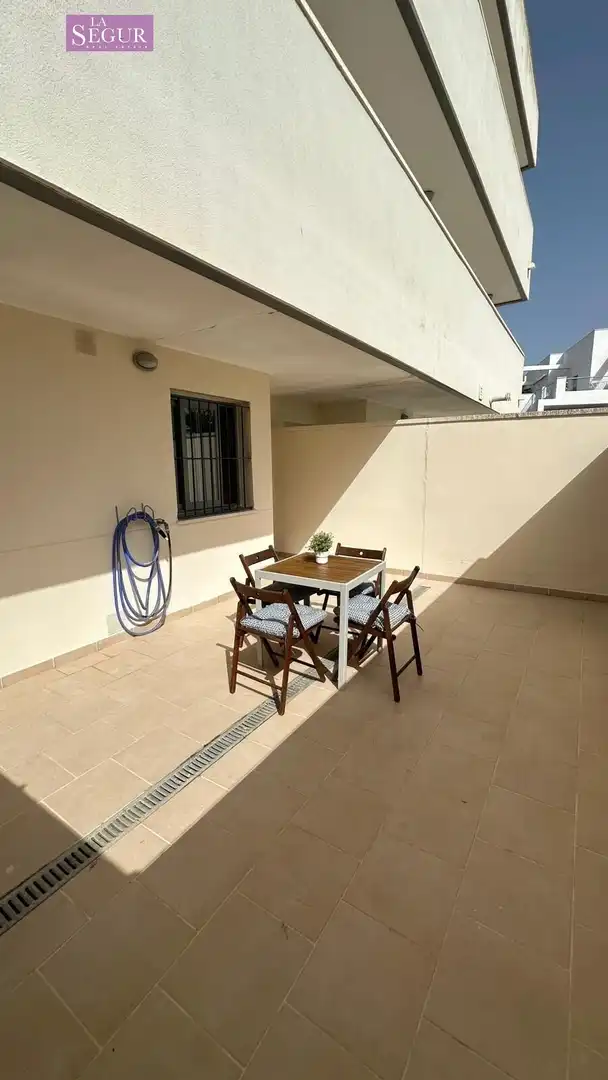 Terrassa de Planta baixa en venda en Conil de la Frontera amb Aire condicionat, Terrassa i Traster