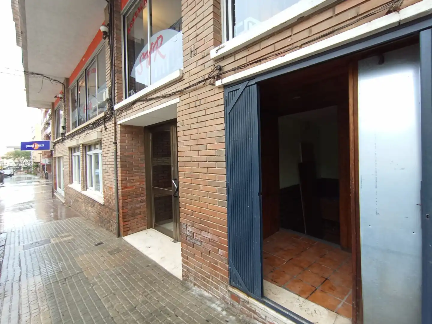Local comercial en venda a PERE BADIA
