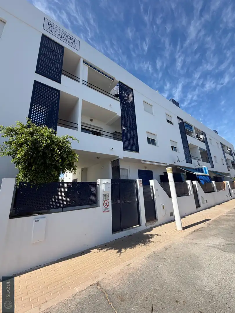 Außenansicht von Maisonette zum Verkauf in Islantilla mit Klimaanlage, Heizung und Privatgarten