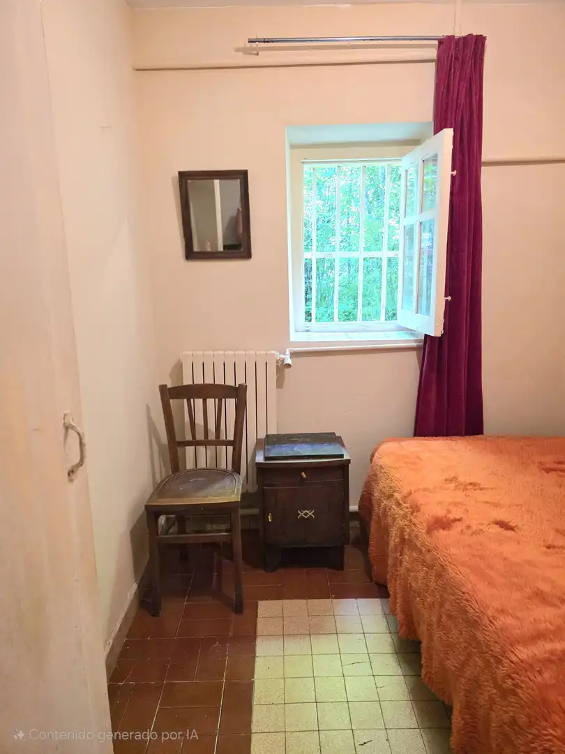 Dormitori de Casa o xalet en venda en Cervera de Pisuerga amb Calefacció i Jardí privat