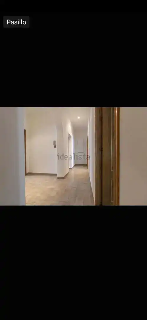 Casa o xalet en venda en Gerena amb Parquet, Traster i Moblat