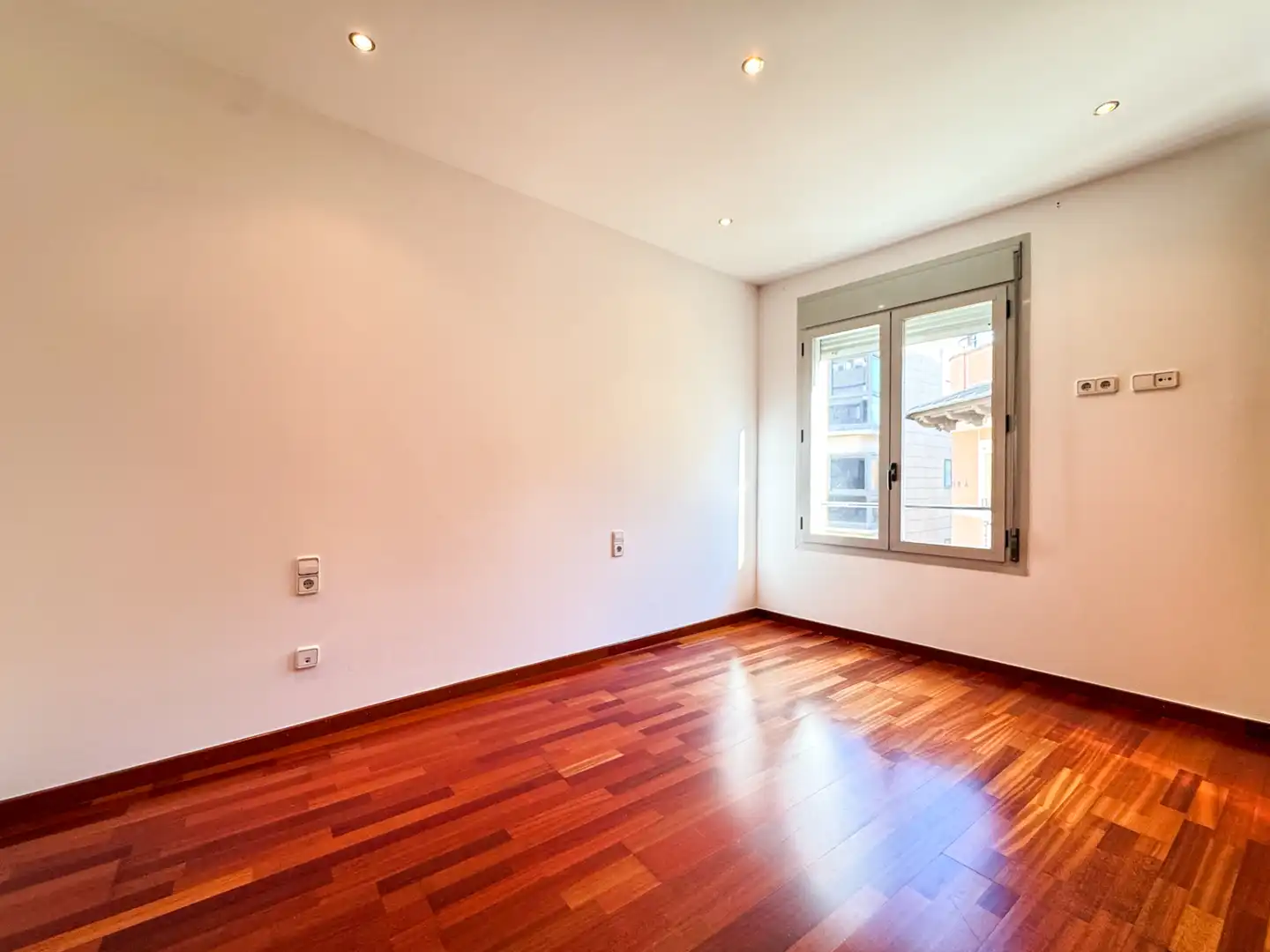 Habitación de Piso en venta en Lleida con Calefacción, Parquet y Horno