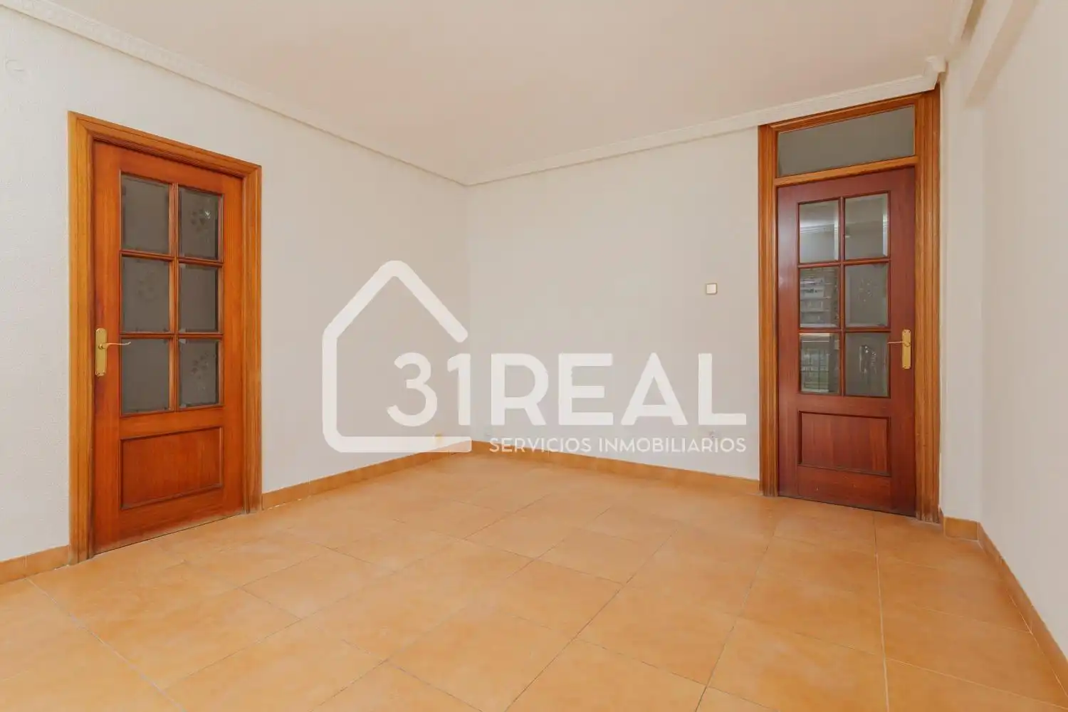 Habitación de Piso en venta en Madrid con Calefacción, Parquet y Terraza
