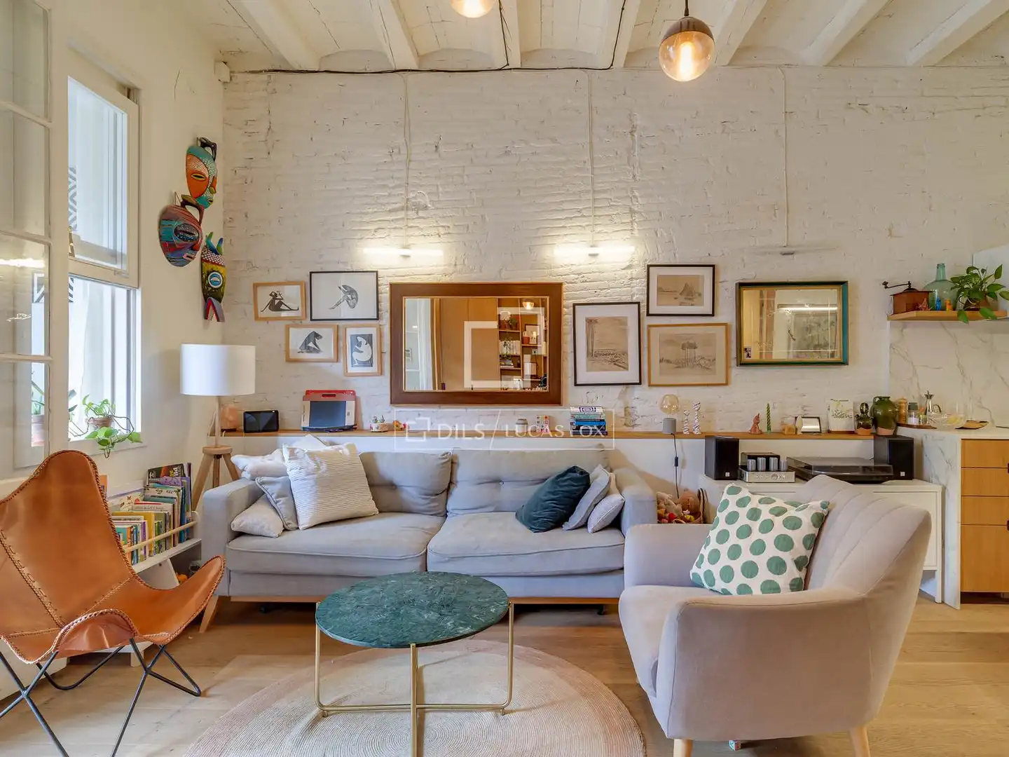 Wohnzimmer von Wohnung zum Verkauf in Barcelona mit Klimaanlage, Heizung und Parkett