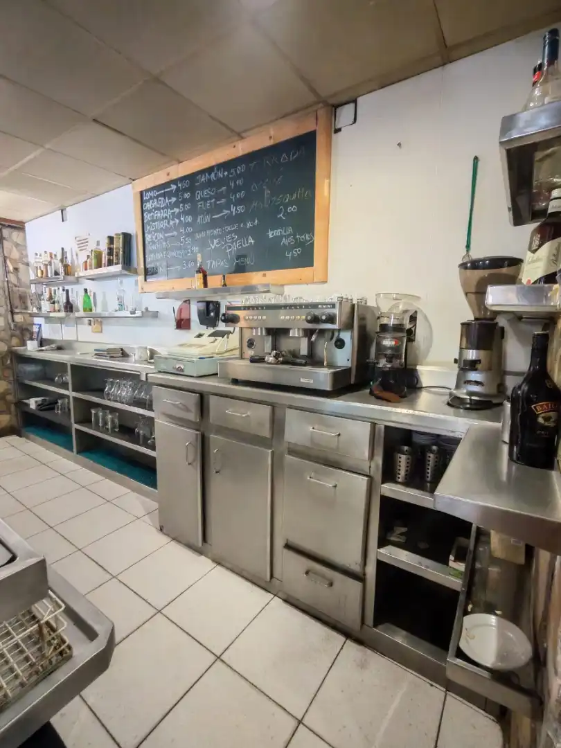 Cocina de Local en venta en Lliçà d'Amunt con Aire acondicionado, Calefacción y Terraza