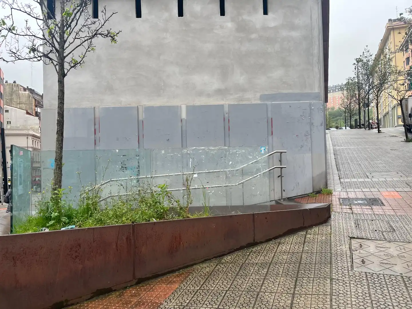 Außenansicht von Geschaftsraum zur Miete in Ibaiondo