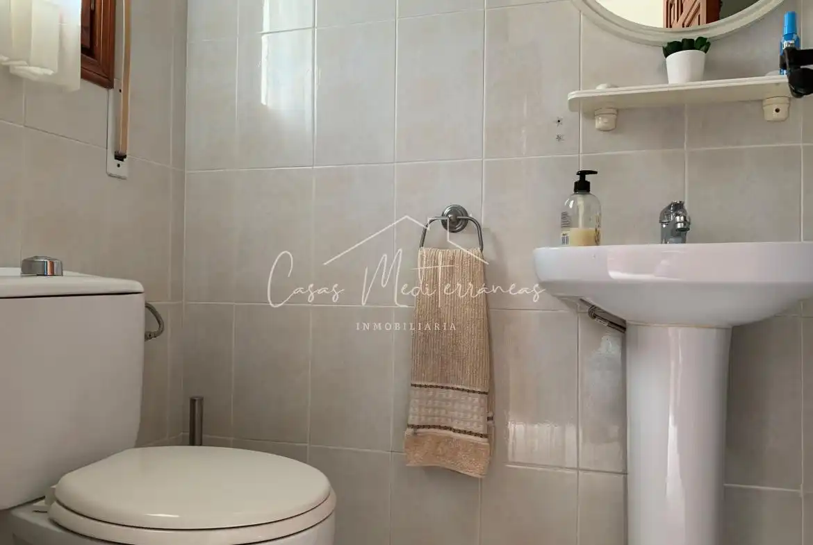 Baño de Casa adosada de alquiler en Vandellòs i l'Hospitalet de l'Infant con Jardín privado, Terraza y Amueblado