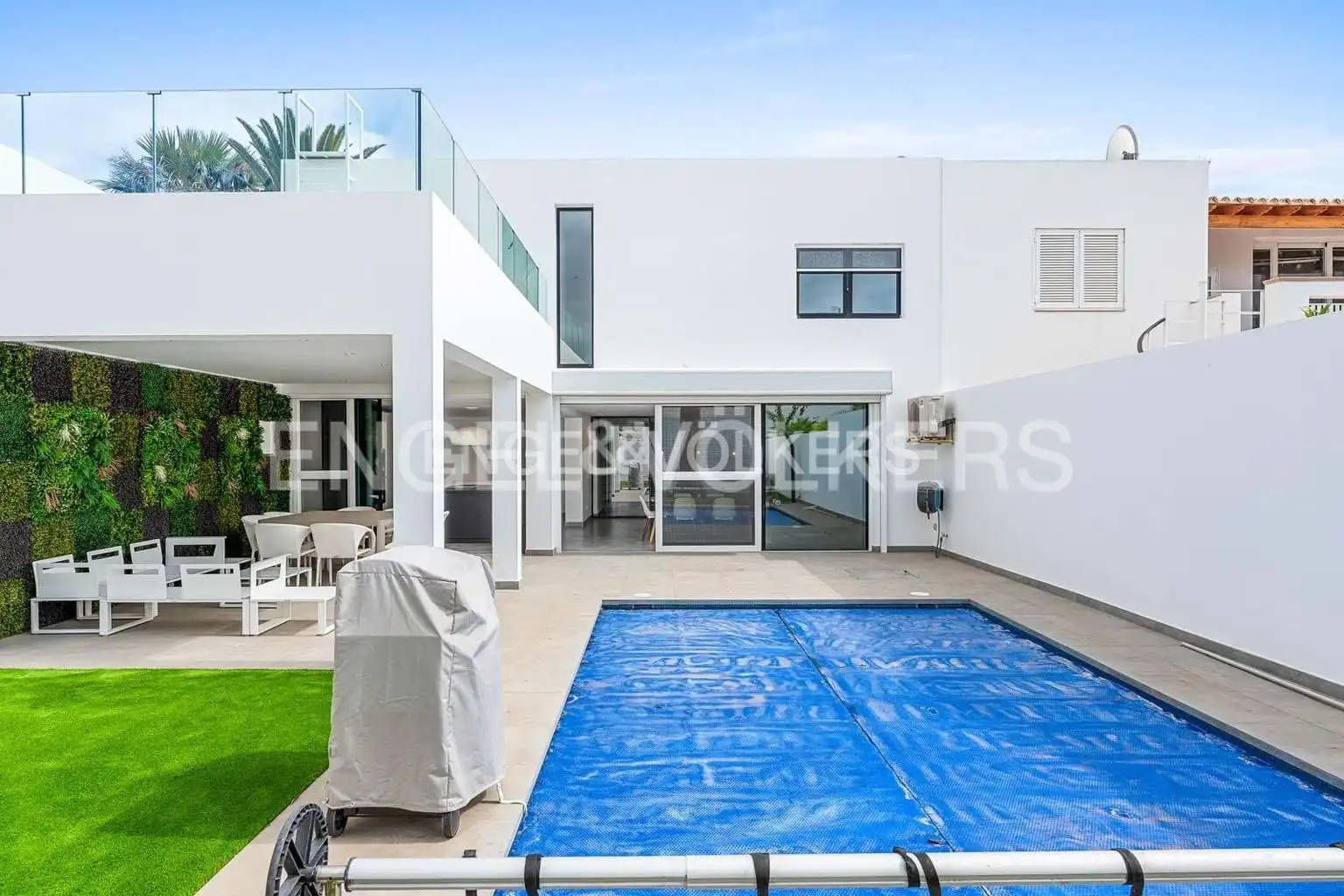 Vista exterior de Casa o chalet en venta en Arona con Aire acondicionado, Terraza y Piscina