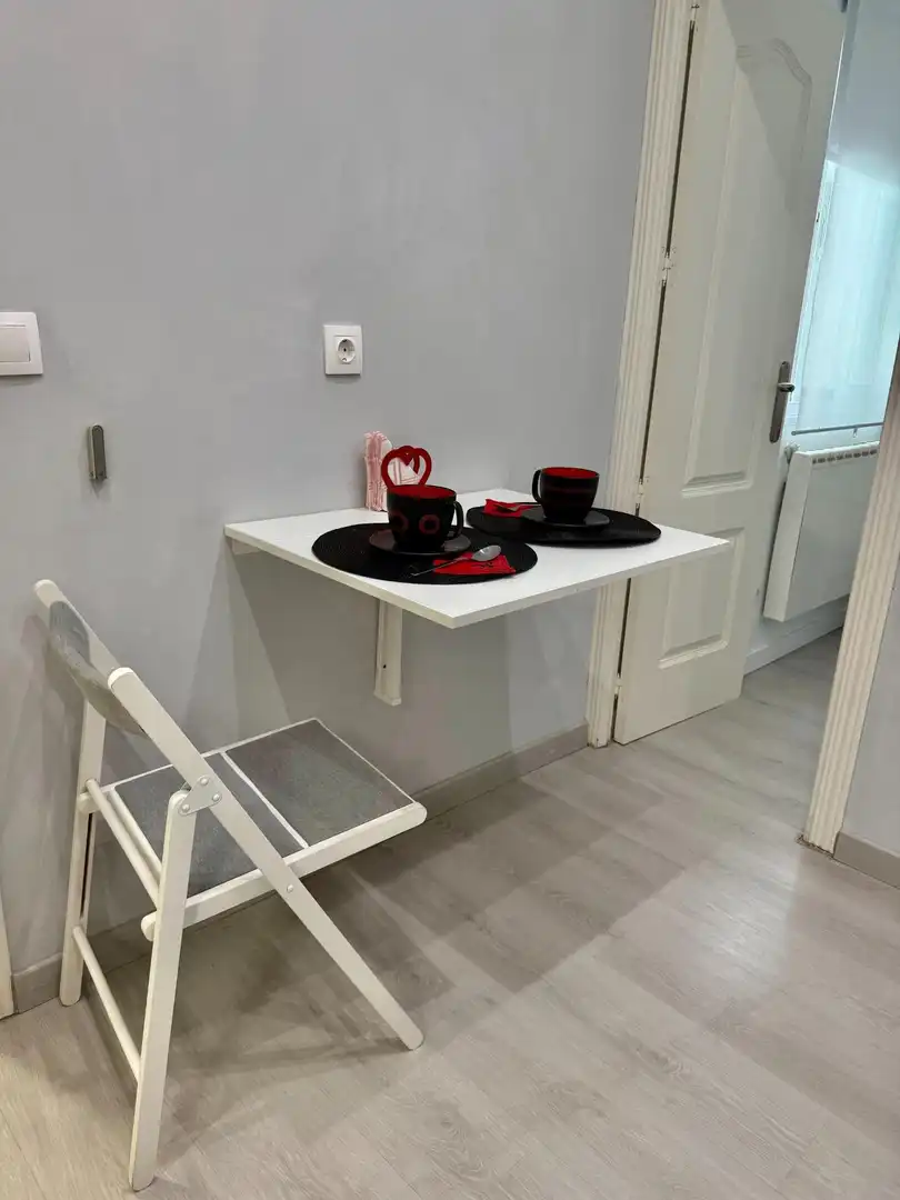 Apartament de lloguer a Calle JOSE MARIA FDEZ LANSEROS, Ventas