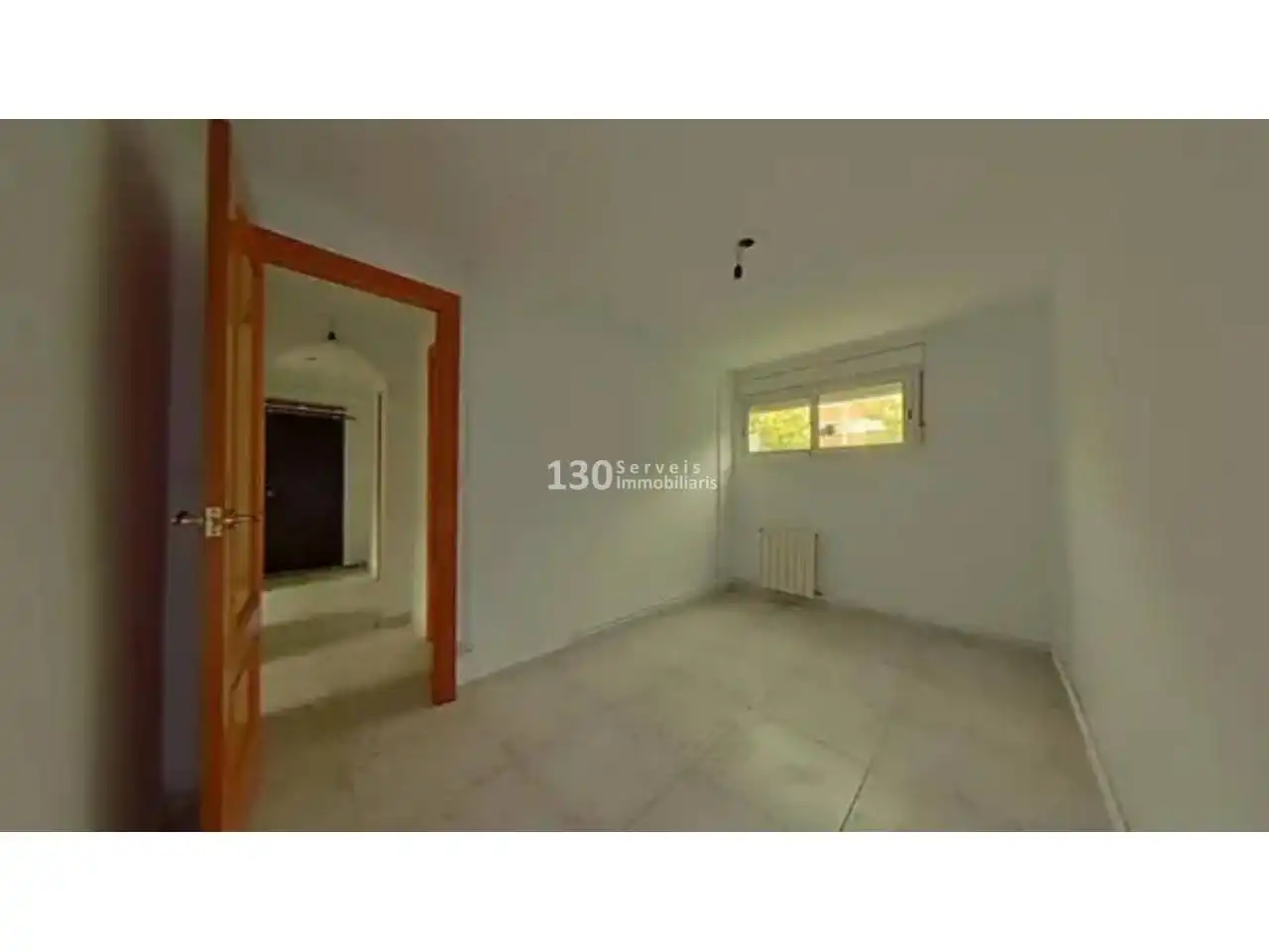 Bedroom of Flat for sale in Barcelona