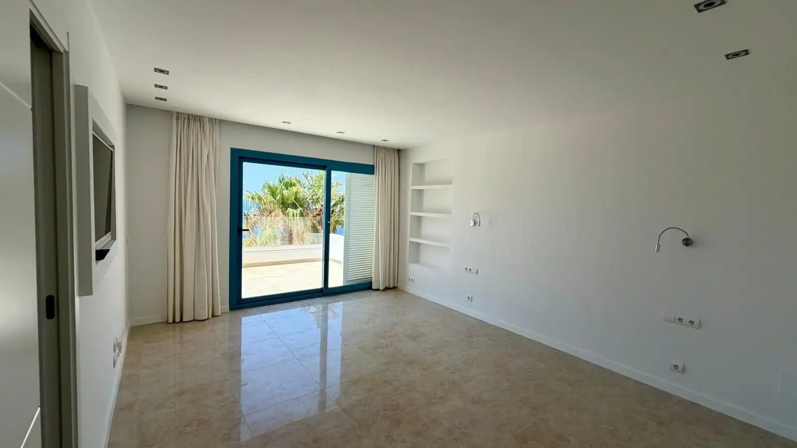 Living room of Detached homes for sale in Sant Josep de sa Talaia  with Air Conditioner, Heating and Private garden