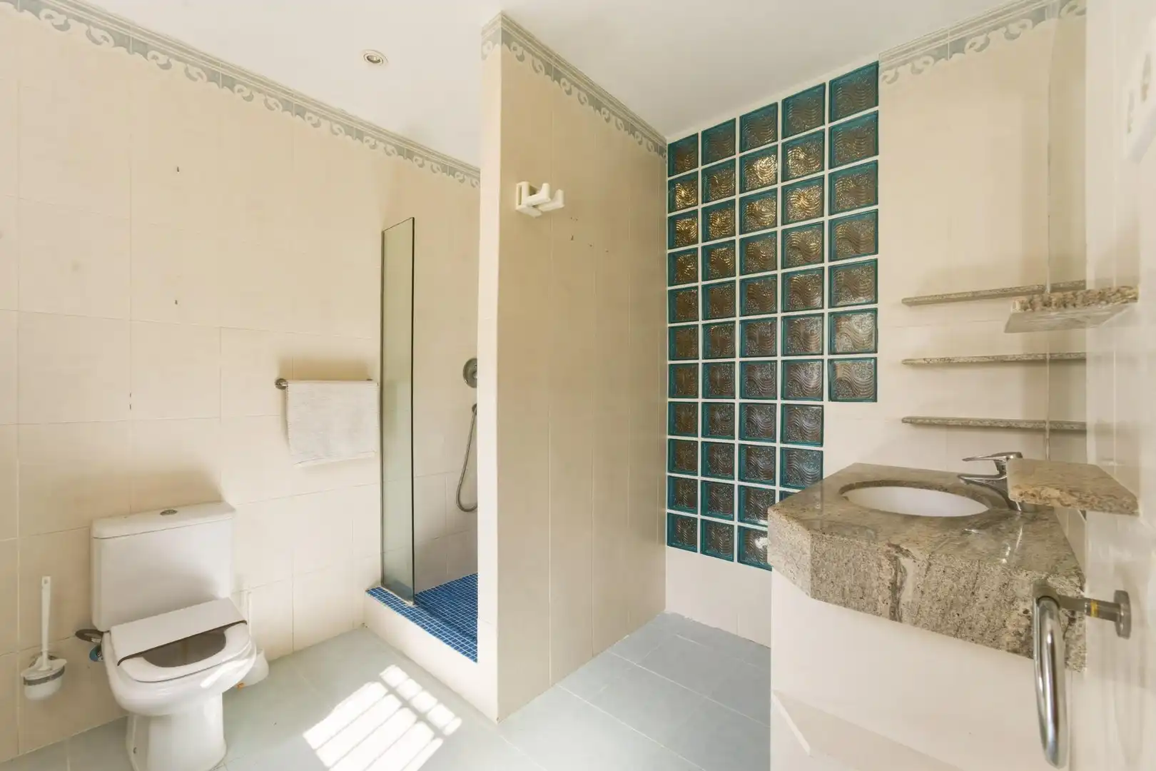 Casa amb terrassa en venda a Can Girona - Terramar - Vinyet, imagen 15