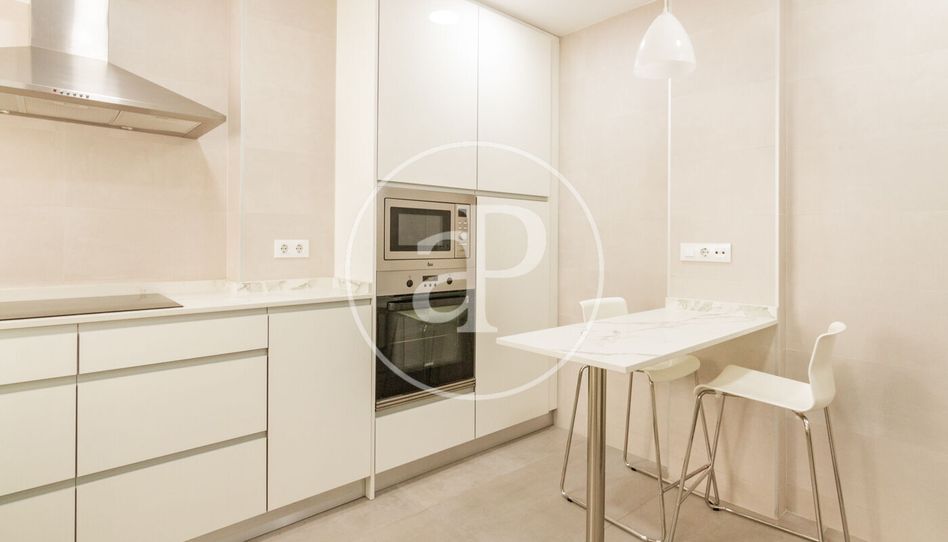 Piso de alquiler en C. de Clara del Rey, Prosperidad - Imagen 4