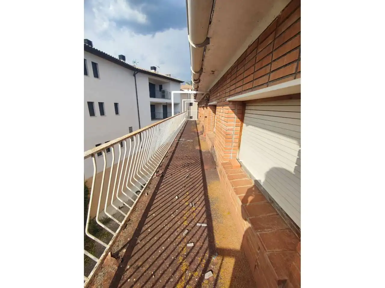 Vista exterior de Edificio en venta en Naval