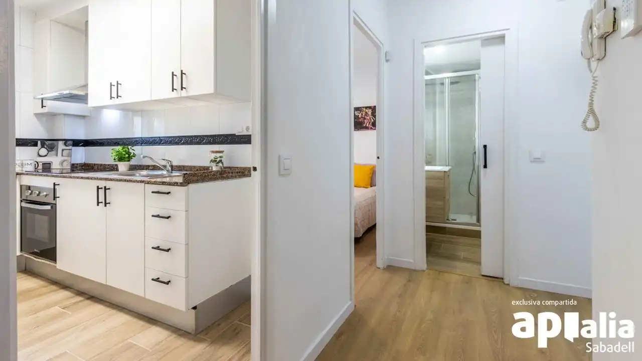 Habitación de Piso en venta en Sabadell con Aire acondicionado, Calefacción y Parquet