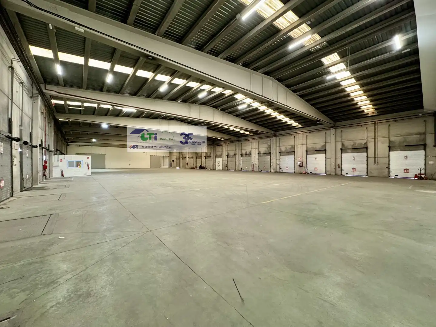 Industrial building to rent in C/ RÍO DE JANEIRO, imagen 12