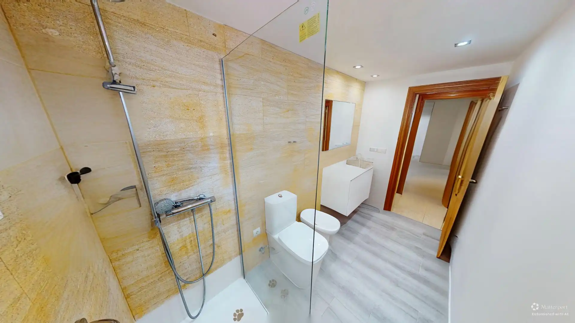 Baño de Casa o chalet en venta en El Campello con Aire acondicionado, Calefacción y Jardín privado