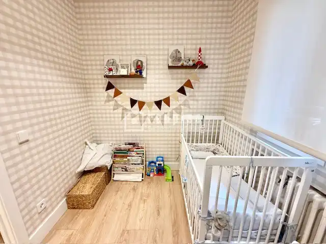 Piso en venta en Madrid con Calefacción y Terraza