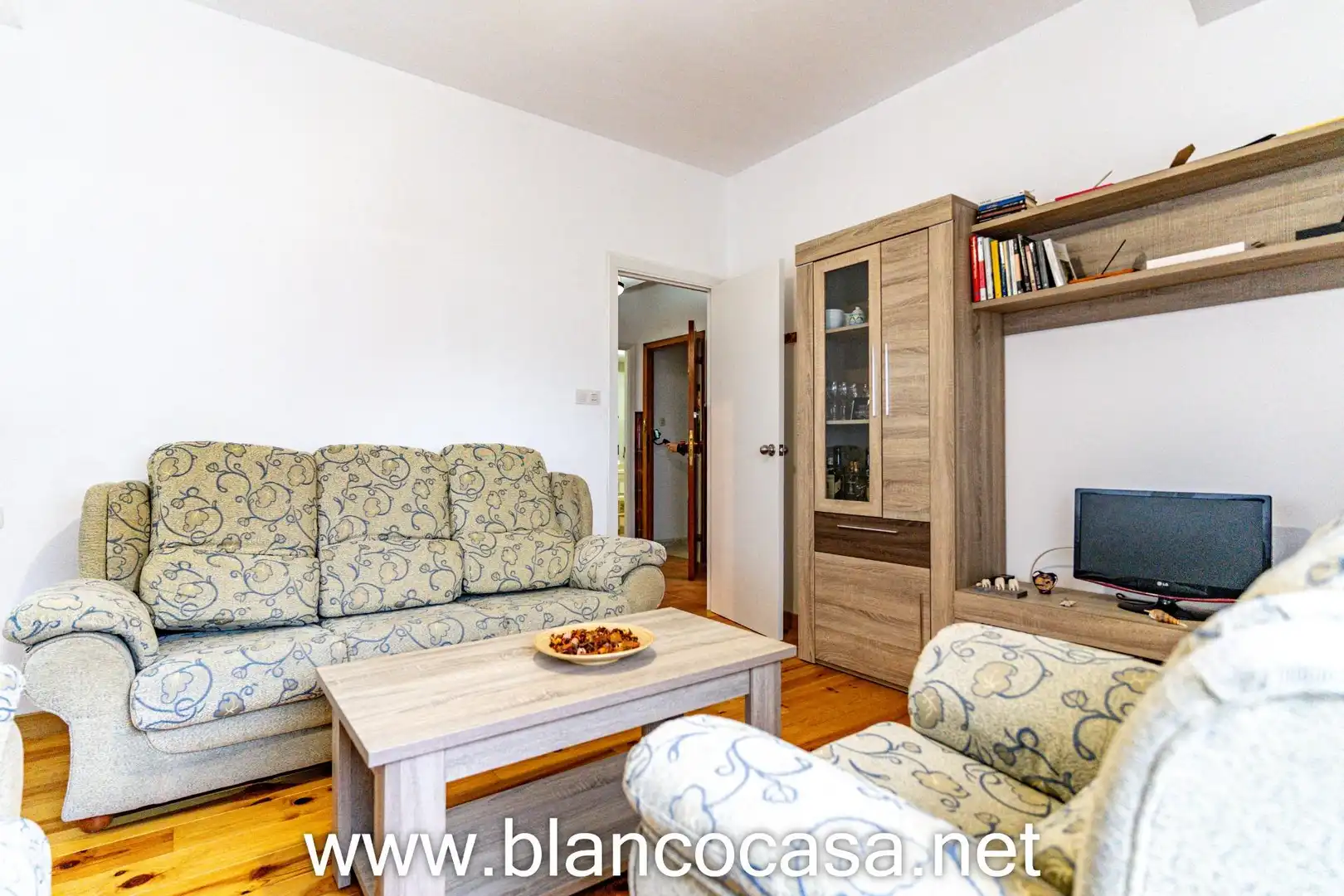 Sala de estar de Casa o chalet en venta en Malpica de Bergantiños con Calefacción, Trastero y Amueblado