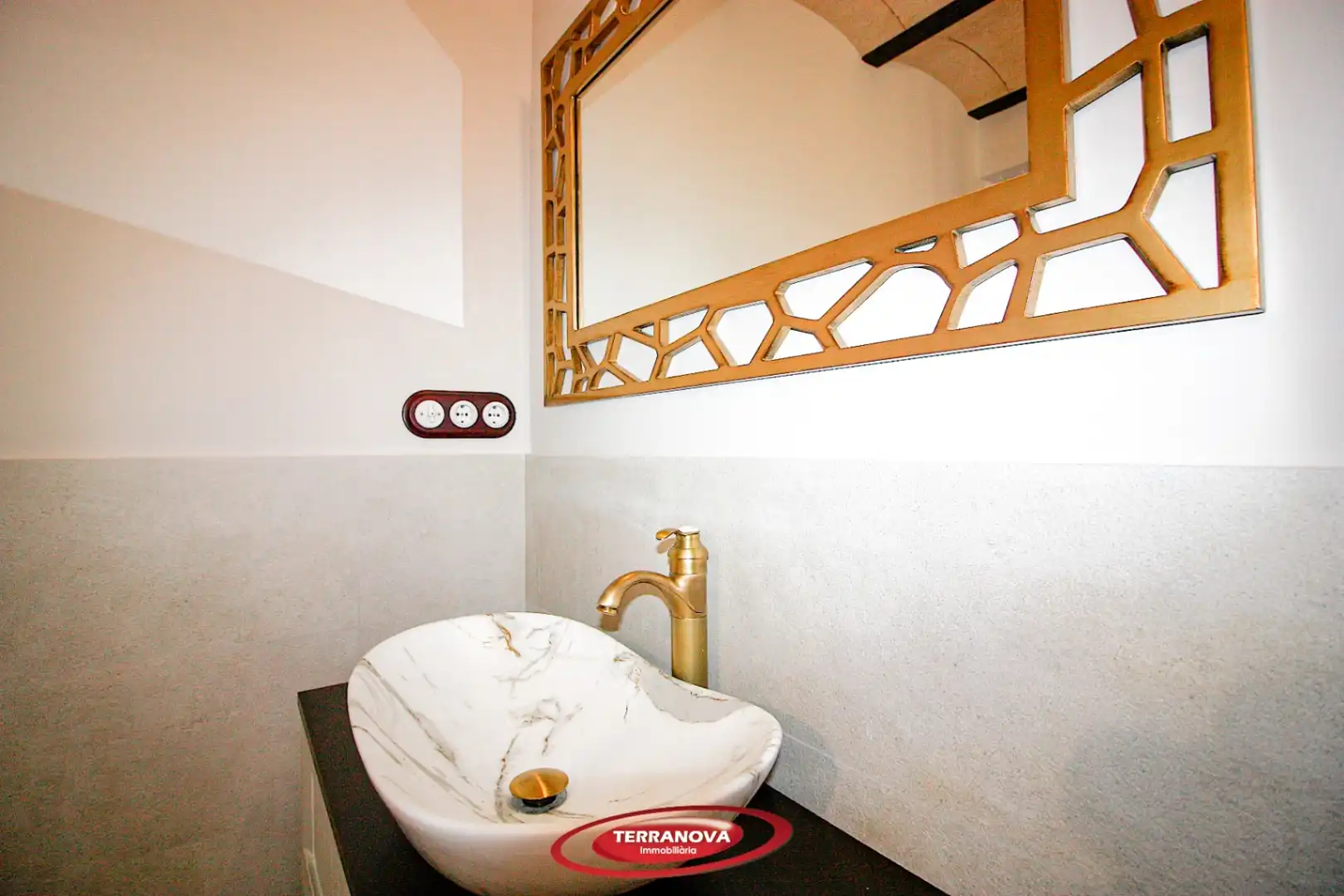 Bathroom of Houses for sale in L'Ametlla del Vallès  with Air Conditioner, Heating and Terrace