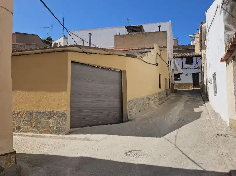 Vista exterior de Casa o chalet en venta en Cardenete con Aire acondicionado