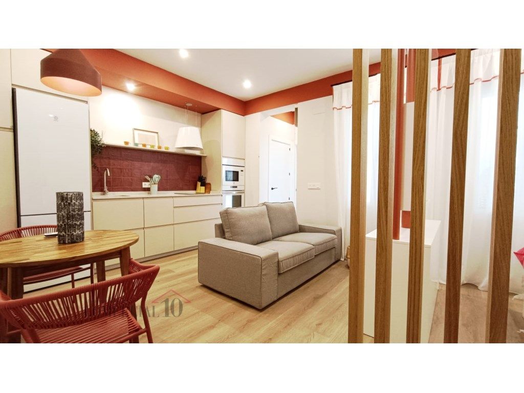Habitación de Apartamento de alquiler en Badajoz Capital con Aire acondicionado, Terraza y Amueblado