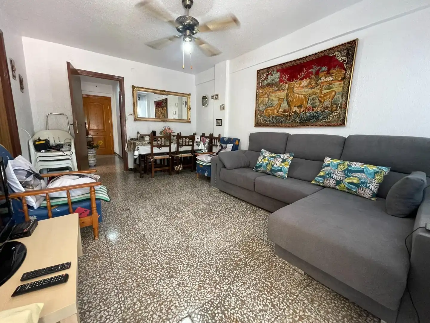 Living room of Flat for sale in Águilas  with Terrace, Furnished and Balcony