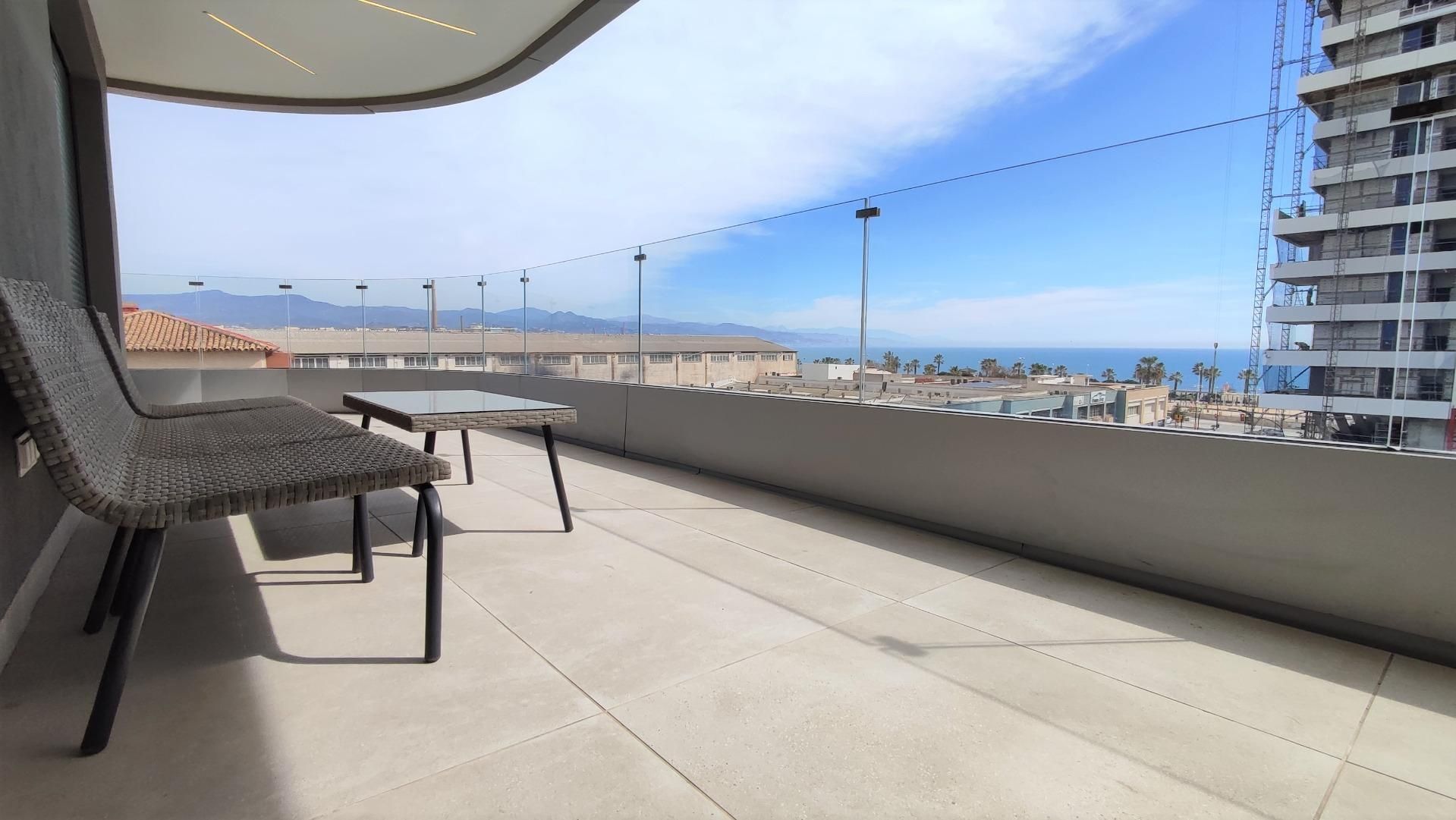 Wohnung zur Miete in Calle AYAMONTE, Martín Carpena - Torre del Río, Carretera de Cádiz