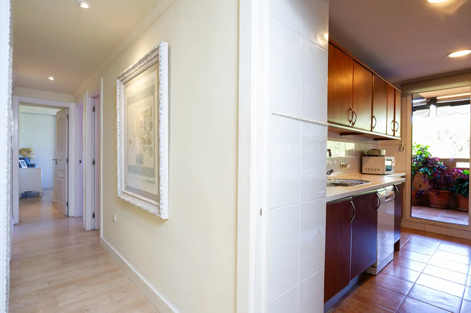 Cocina de Apartamento en venta en Marbella con Aire acondicionado, Terraza y Horno