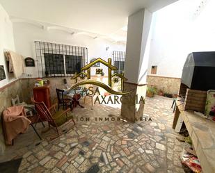 Vista exterior de Casa adosada en venda en Vélez-Málaga amb Aire condicionat, Terrassa i Traster