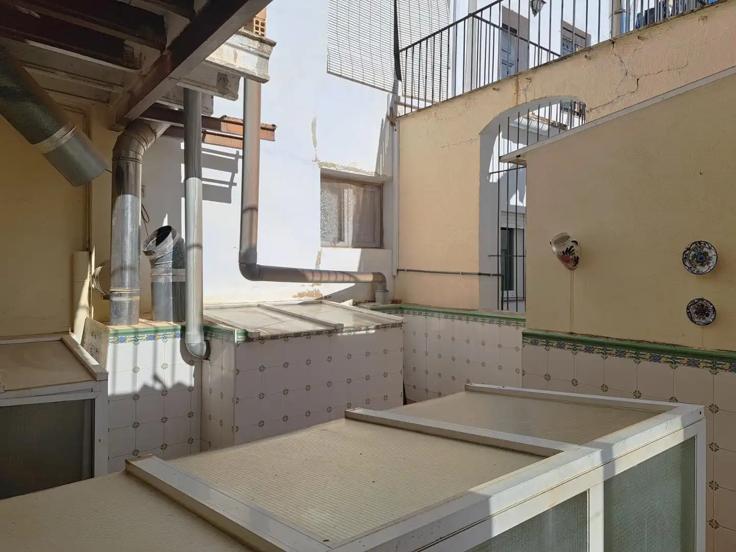 Terrassa de Casa adosada en venda en Requena amb Terrassa, Traster i Balcó