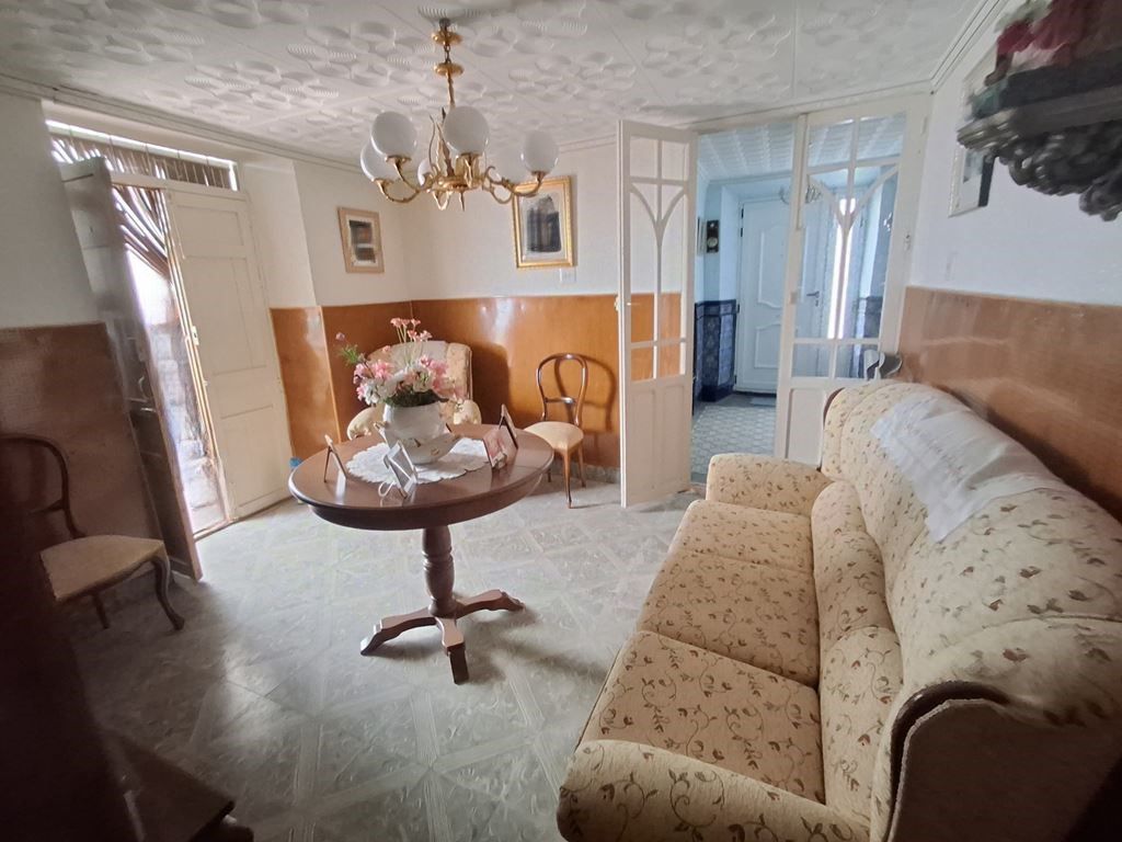 Sala d'estar de Casa o xalet en venda en La Roda amb Terrassa i Traster