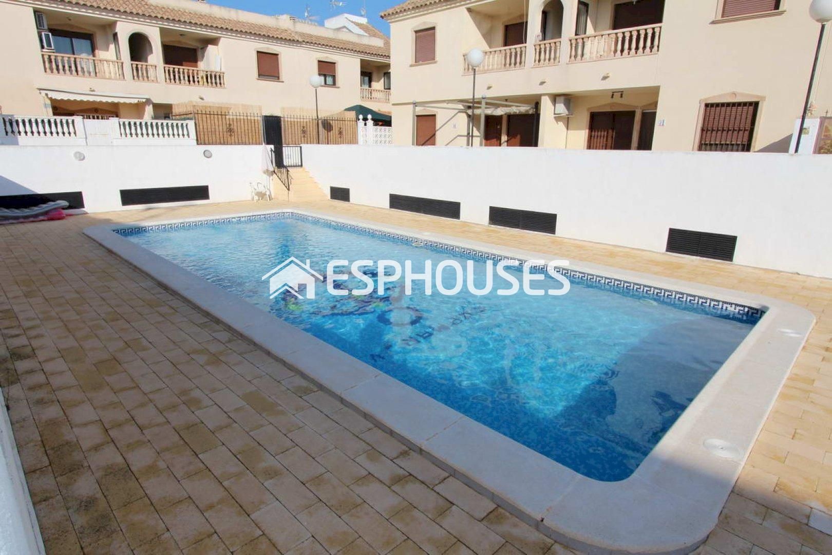 Piscina de Dúplex en venda en San Fulgencio amb Aire condicionat, Terrassa i Moblat