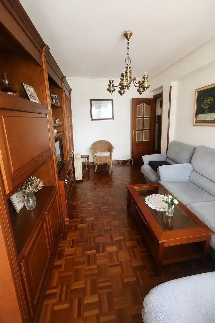 Sala d'estar de Pis en venda en Irun  amb Traster