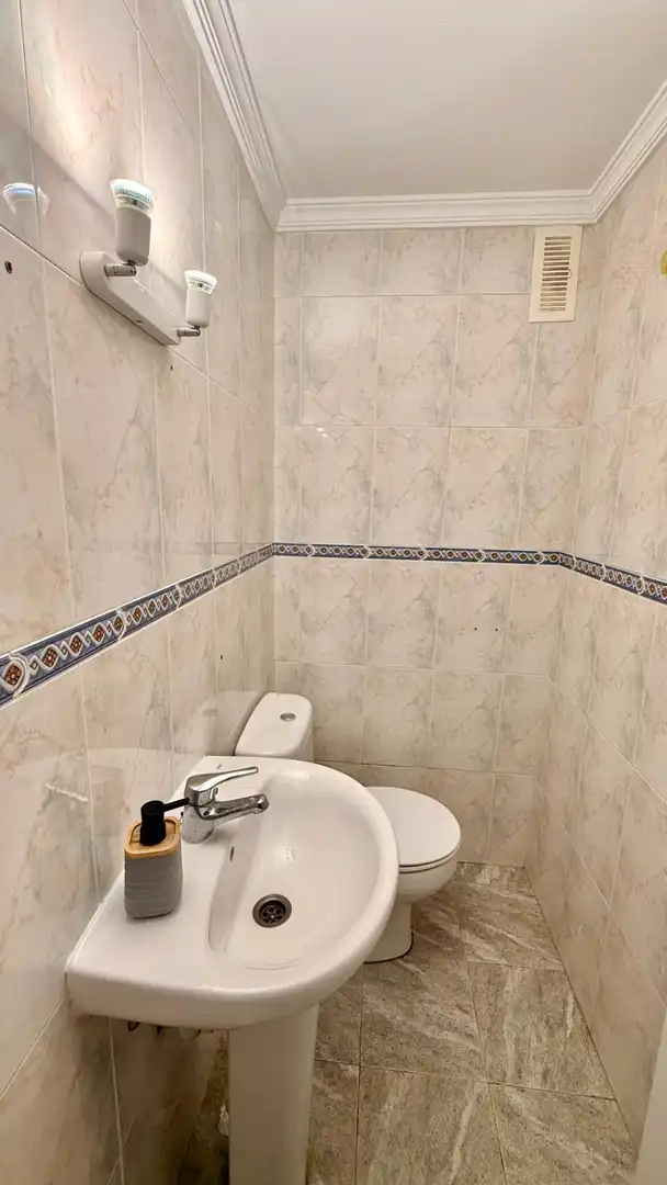 Baño de Piso en venta en Benalmádena