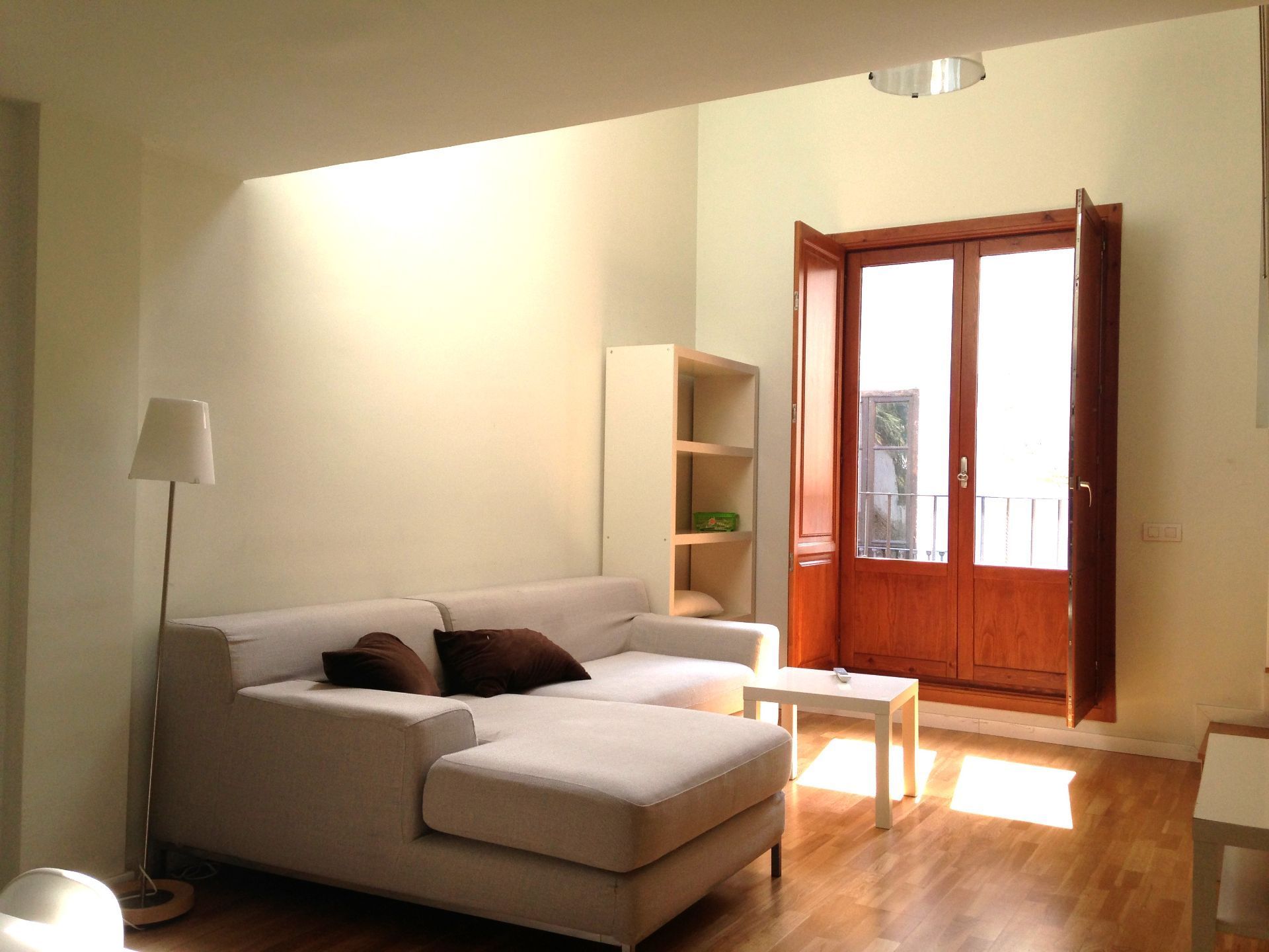 Living room of Flat to rent in  Valencia Capital  with Air Conditioner, Heating and Furnished