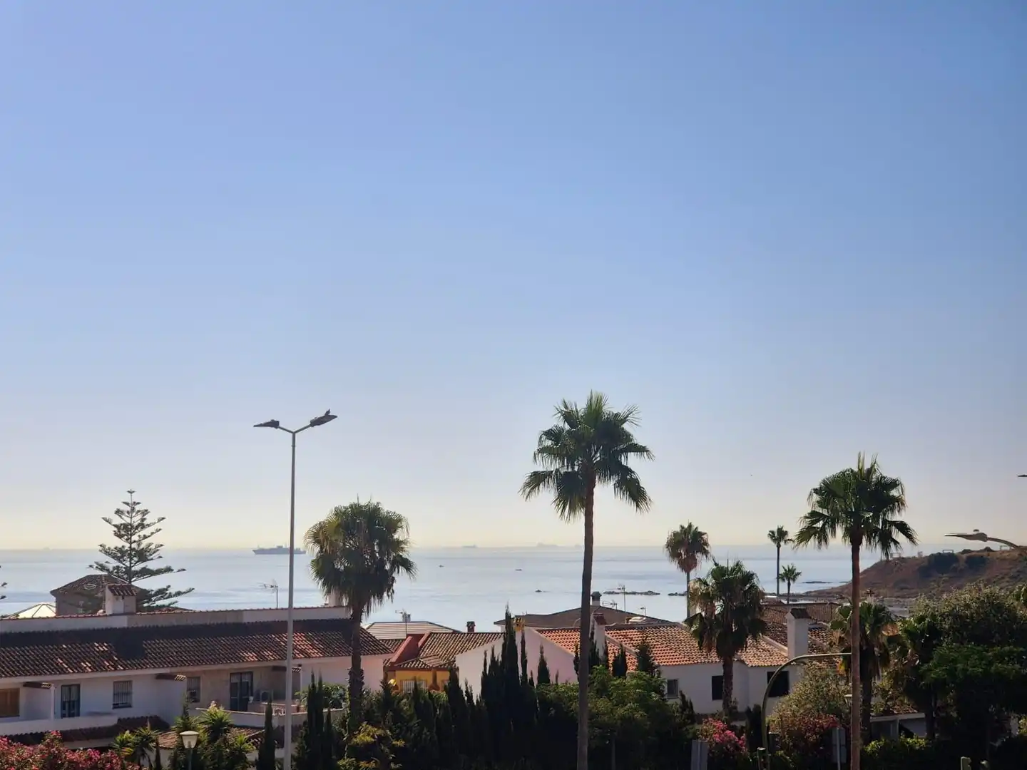 Vista exterior de Casa adosada en venta en Algeciras con Terraza y Balcón