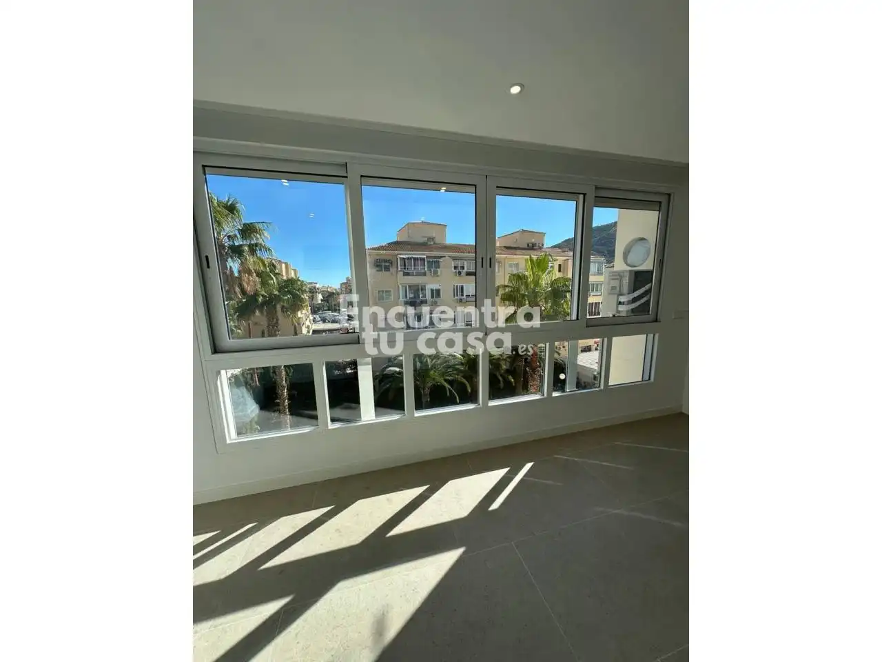 Vista exterior de Apartamento en venta en L'Alfàs del Pi con Aire acondicionado, Calefacción y Piscina comunitaria