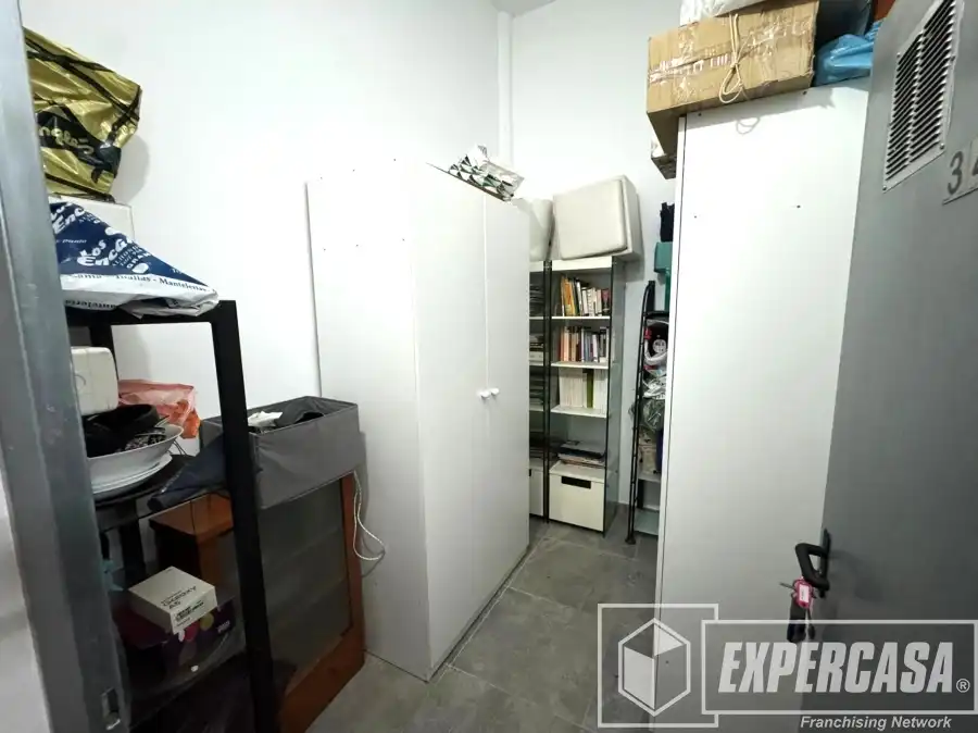 Piso en venta en Valencia con Parquet y Trastero