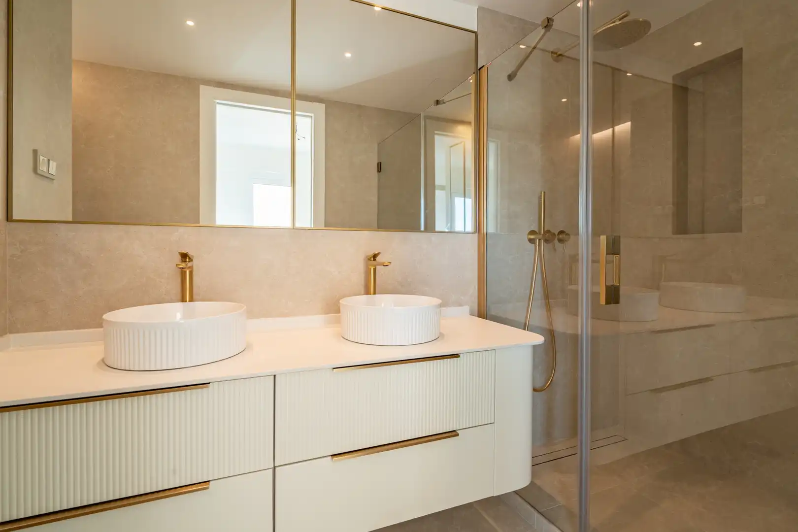 Badezimmer von Dachboden zum Verkauf in Centro