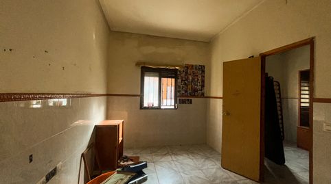 Foto 5 de Casa o xalet en venda a Carrer General Prim, Avenida de Abril - 9 de Octubre, Sagunto / Sagunt