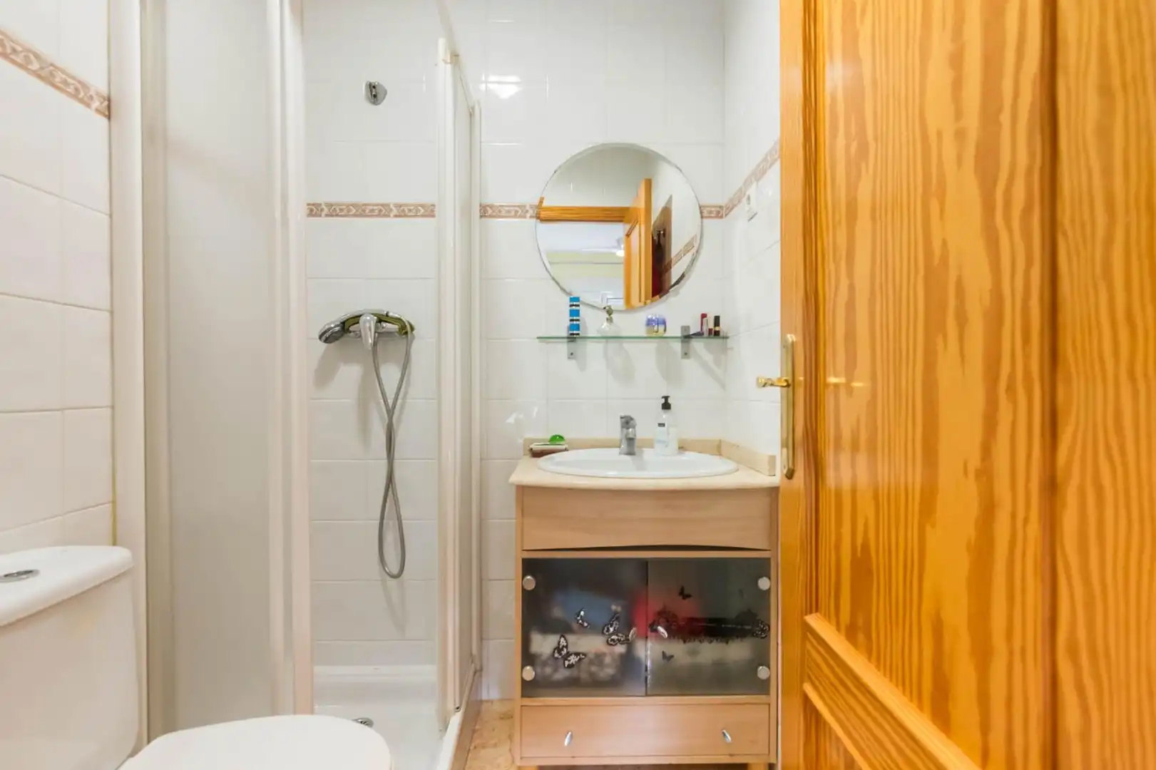 Badezimmer von Einfamilien-Reihenhaus zum Verkauf in Murcia mit Klimaanlage, Privatgarten und Terrasse