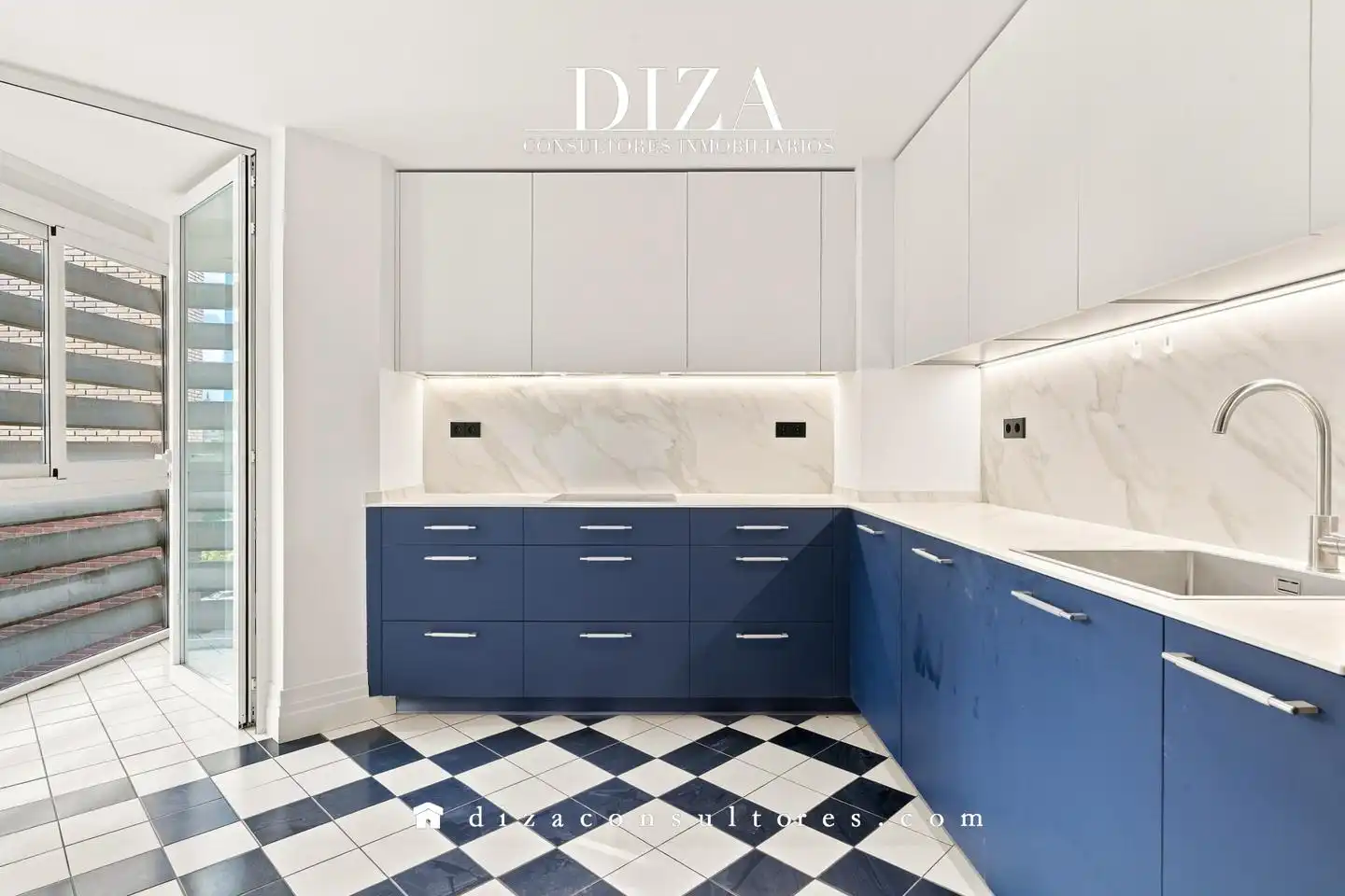 Cocina de Piso de alquiler en Madrid con Aire acondicionado, Calefacción y Trastero