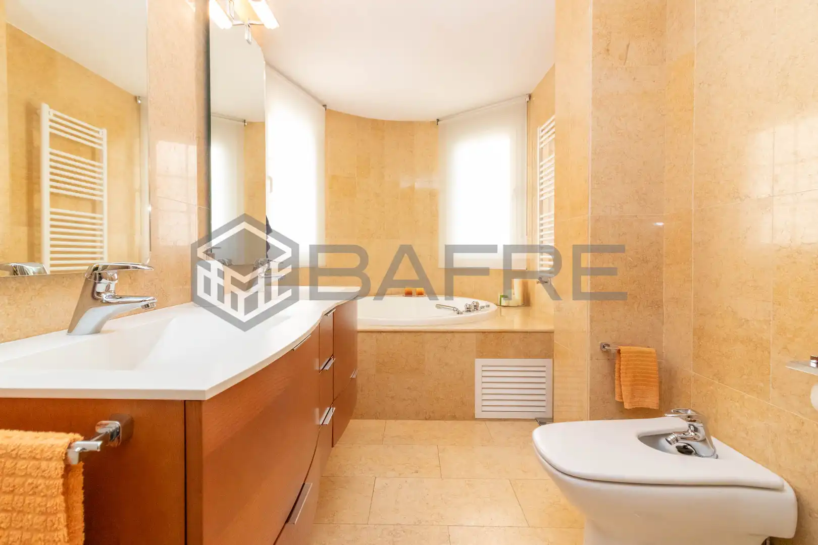 Bathroom of Attic for sale in Arganda del Rey  with Air Conditioner, Heating and Parquet flooring
