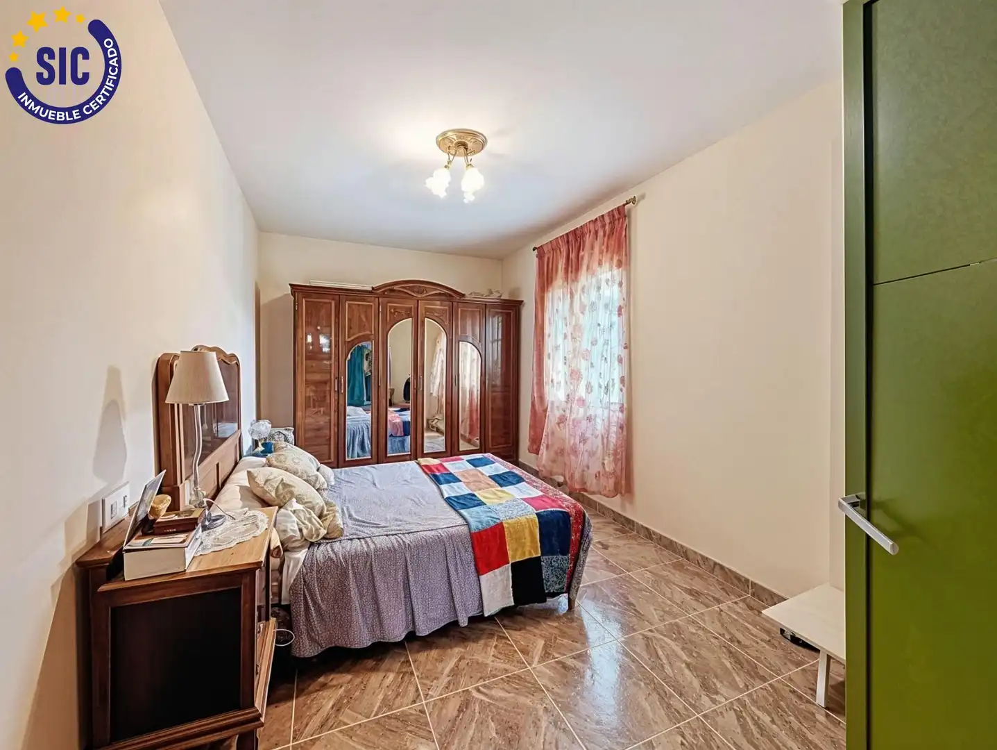 Habitación de Casa o chalet en venta en Llocnou d'En Fenollet con Terraza