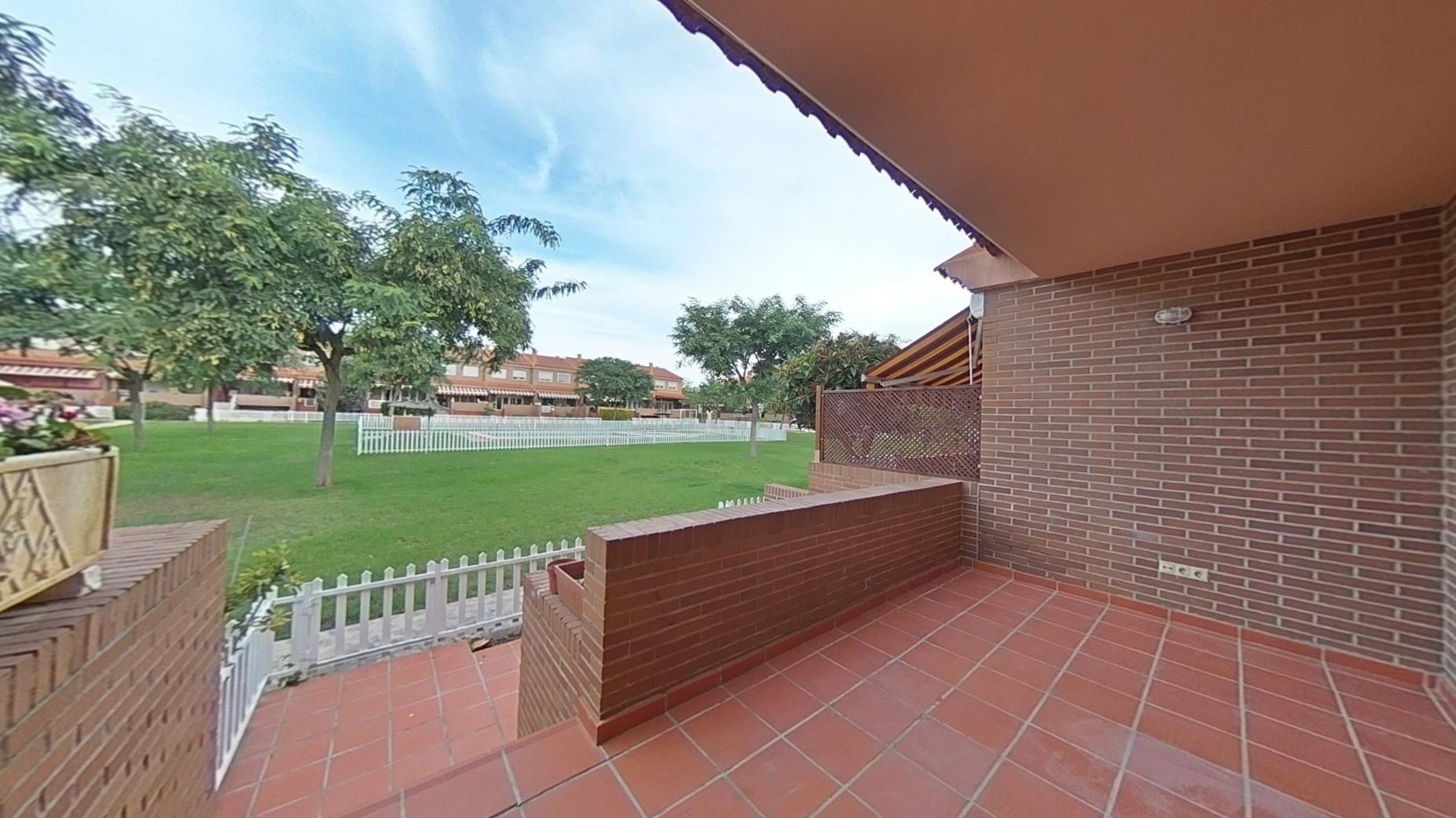 Garden of Single-family semi-detached for sale in San Vicente del Raspeig / Sant Vicent del Raspeig  with Swimming Pool